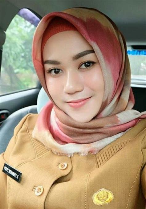 video bokeb jilbab|Video Bokep Gratis Jilbab!